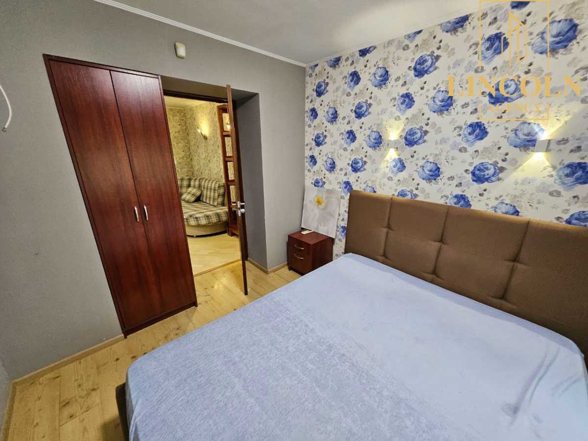 Продаж 3-кімнатної квартири 66 м², Перова бул., 54