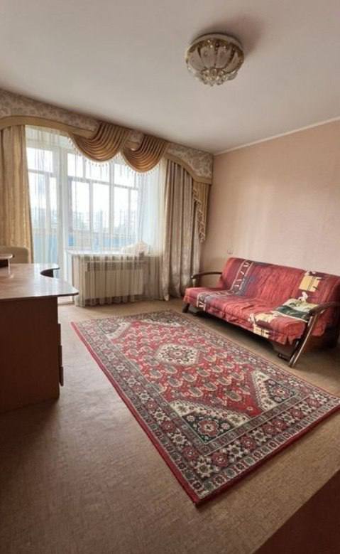 Продаж 1-кімнатної квартири 30 м², Курський просп.