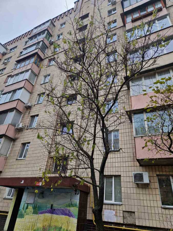 Продаж 2-кімнатної квартири 52 м², Харківське шосе, 55