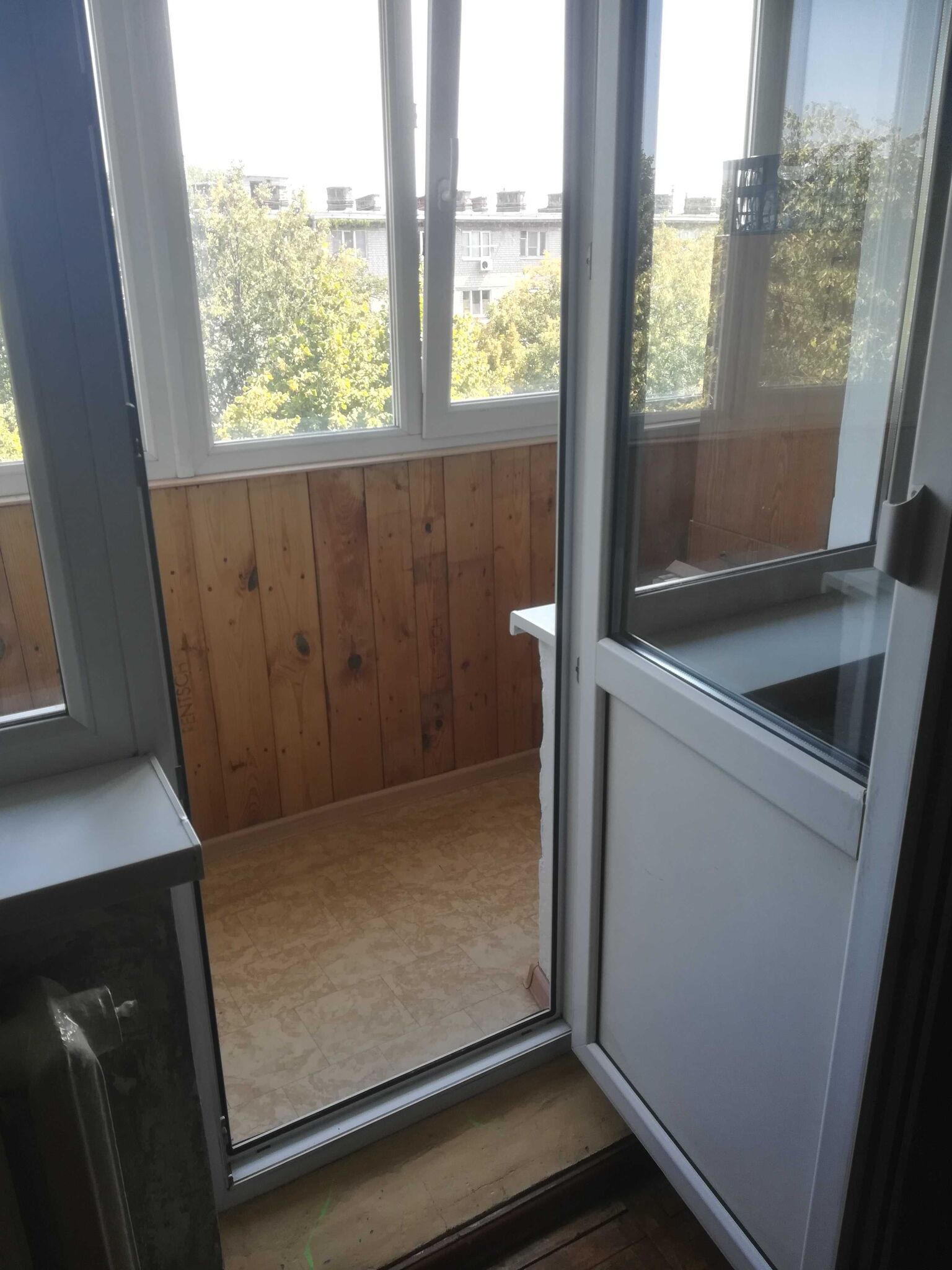 Продаж 2-кімнатної квартири 43 м²