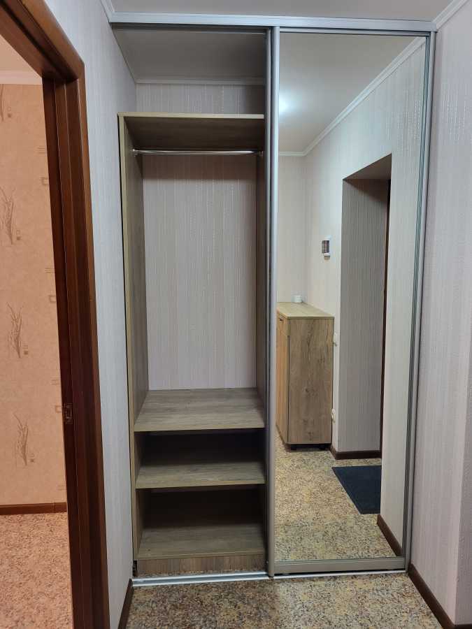 Продаж 1-кімнатної квартири 36 м², Боголюбова вул., 4