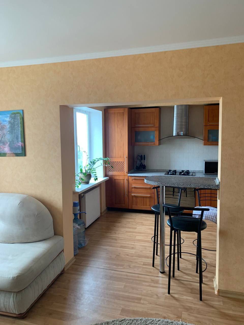 Продаж 3-кімнатної квартири 63 м², Іллінська вул.