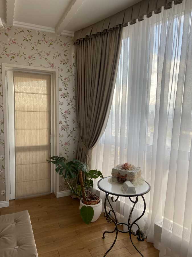 Продаж 3-кімнатної квартири 122 м², Соборності просп., 30