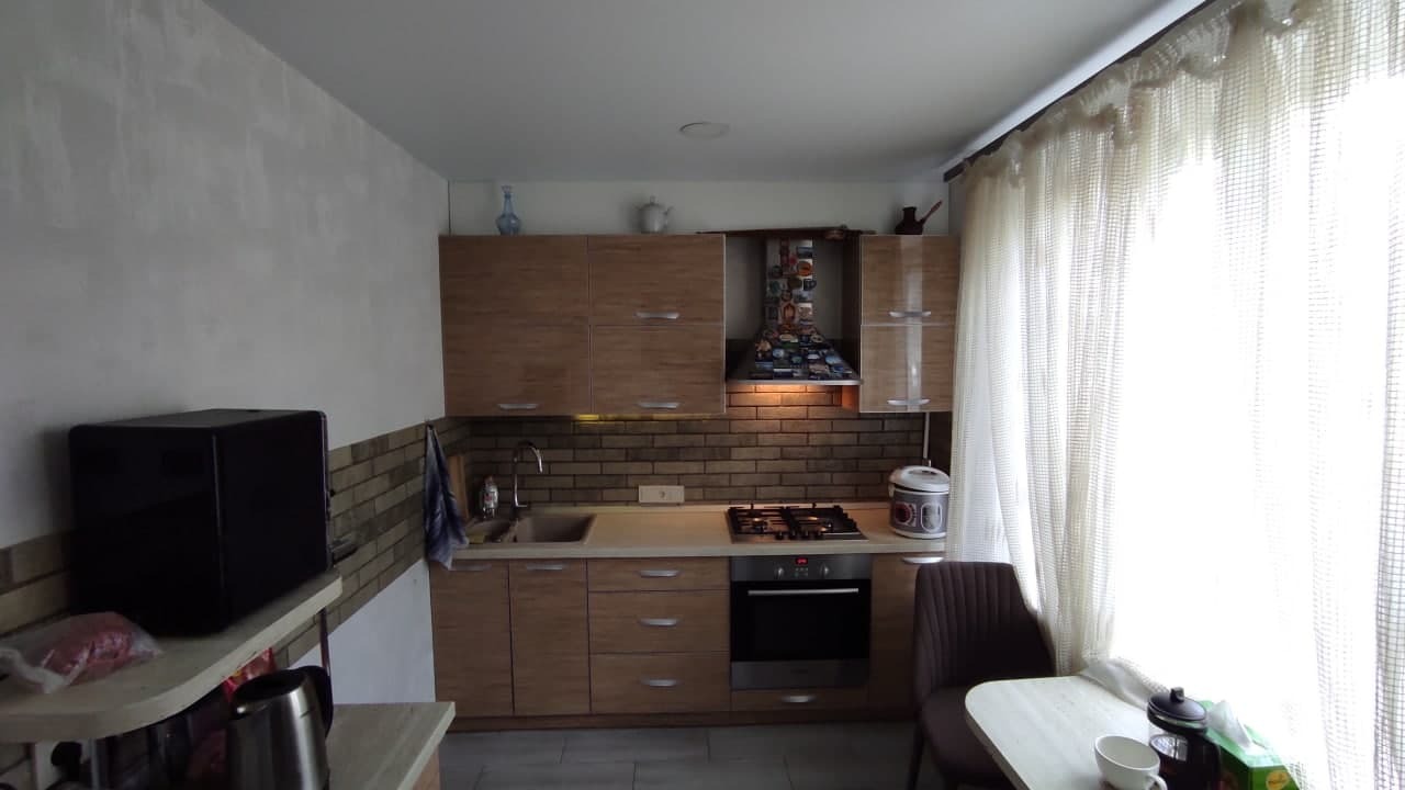 Продажа 3-комнатной квартиры 72 м²