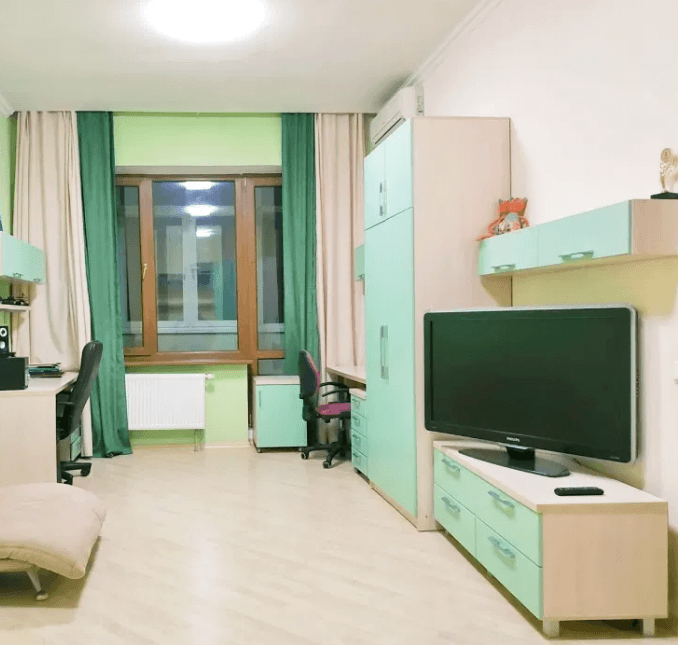 Продажа 2-комнатной квартиры 76 м²