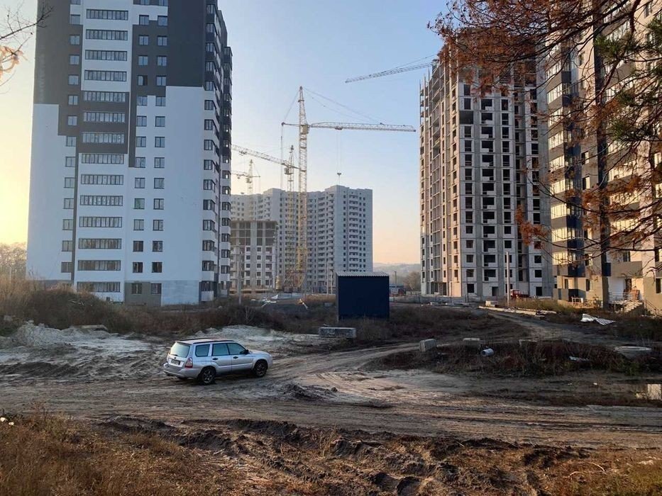 Продажа 2-комнатной квартиры 65.6 м²