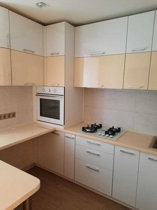 Продажа 2-комнатной квартиры 53 м²