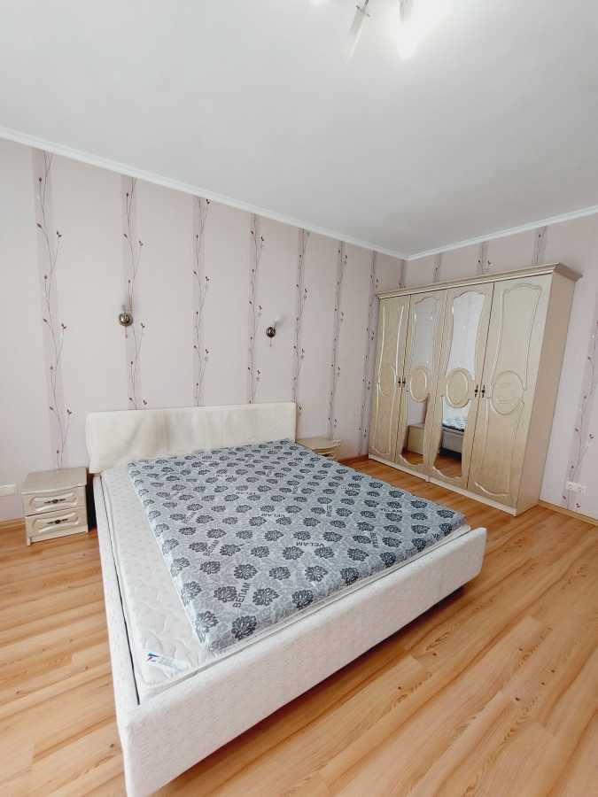 Продаж 3-кімнатної квартири 109 м², Валерія Лобановського вул., 19 К1