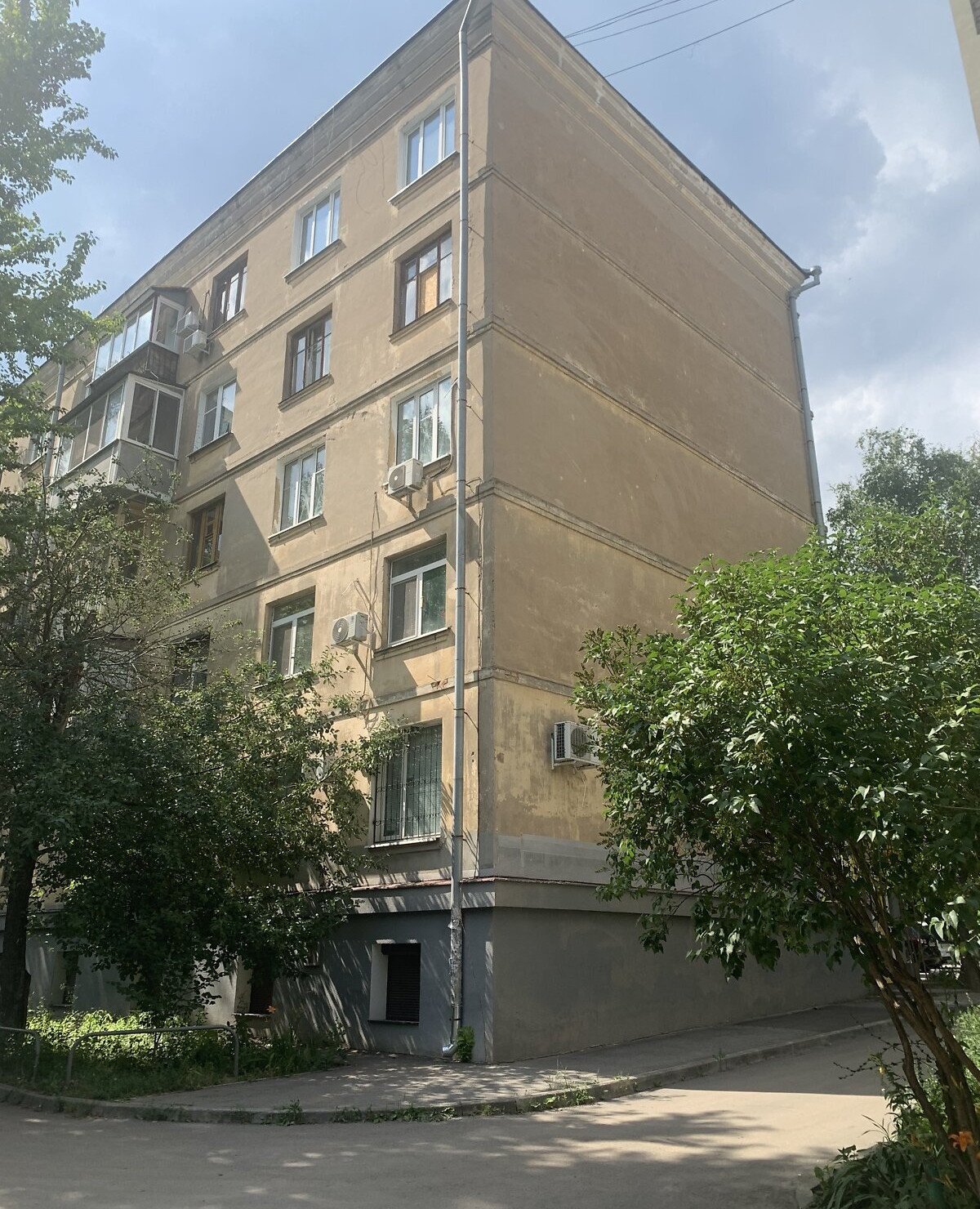 Продаж 2-кімнатної квартири 53 м²