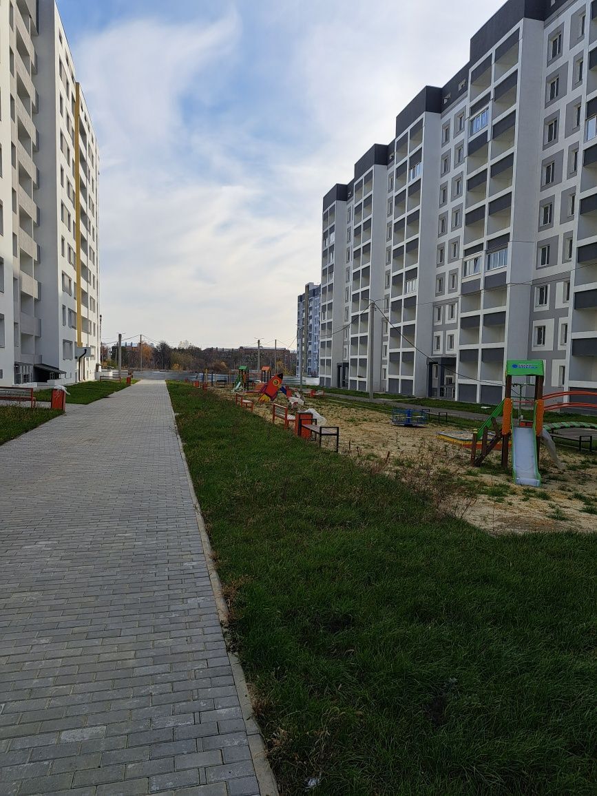 Продаж 2-кімнатної квартири 62 м²