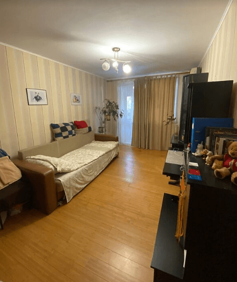 Продажа 3-комнатной квартиры 65 м²