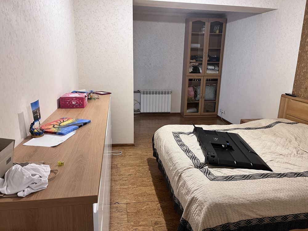 Продаж 4-кімнатної квартири 92 м²