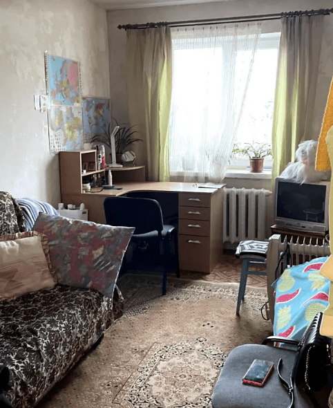 Продаж 2-кімнатної квартири 43 м²