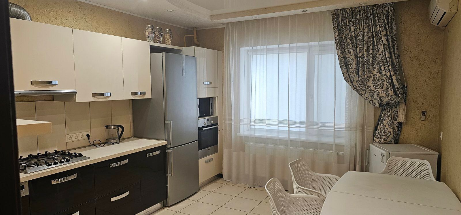 Аренда 3-комнатной квартиры 104 м²