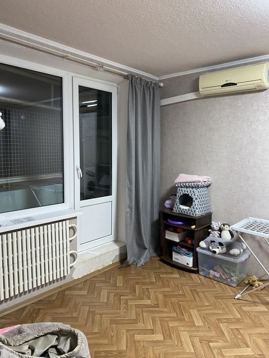 Продажа 4-комнатной квартиры 96 м²