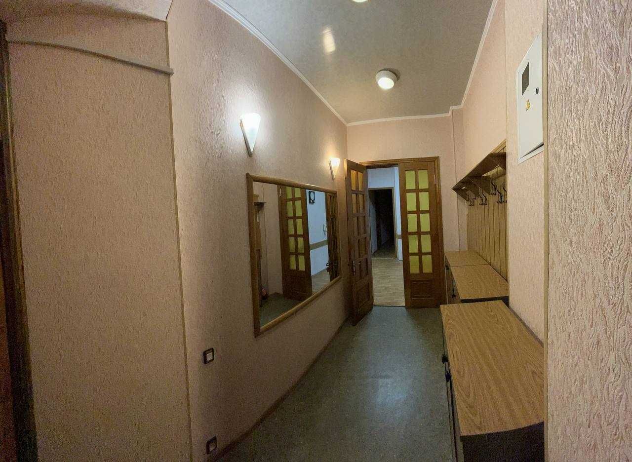 Продаж 4-кімнатної квартири 96.9 м²