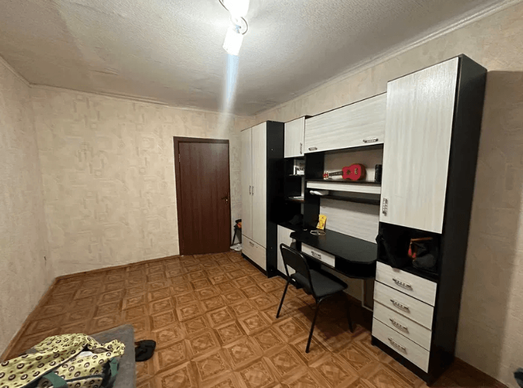 Продаж 5-кімнатної квартири 92 м²