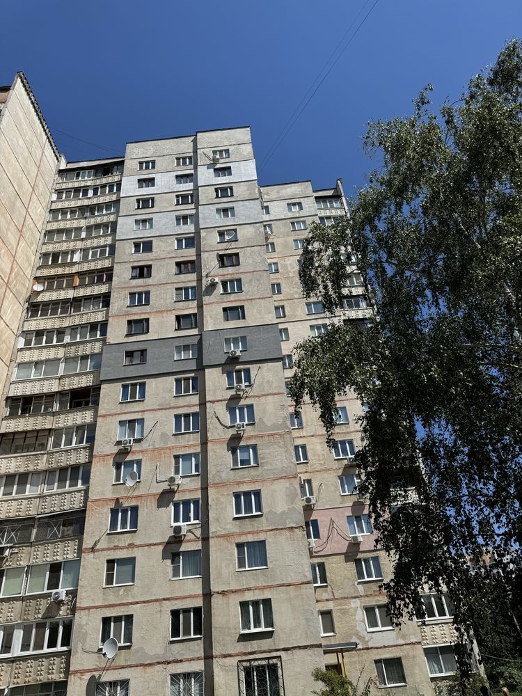 Продажа 2-комнатной квартиры 55 м²