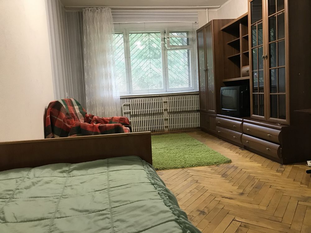 Продаж 1-кімнатної квартири 30 м²