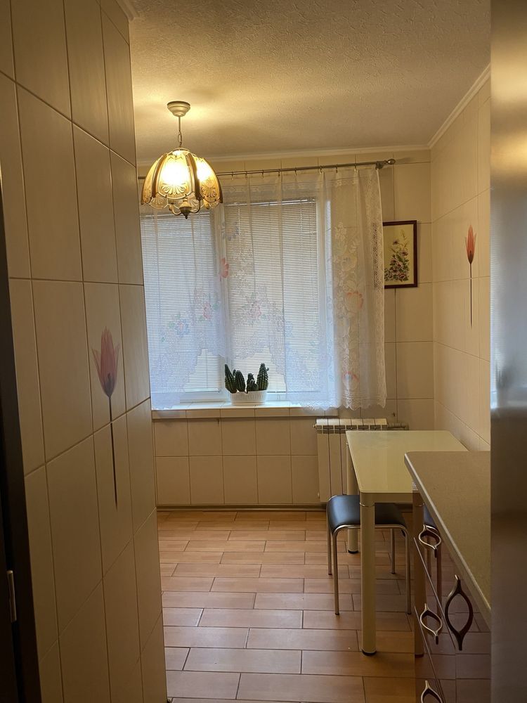 Продаж 3-кімнатної квартири 65 м²