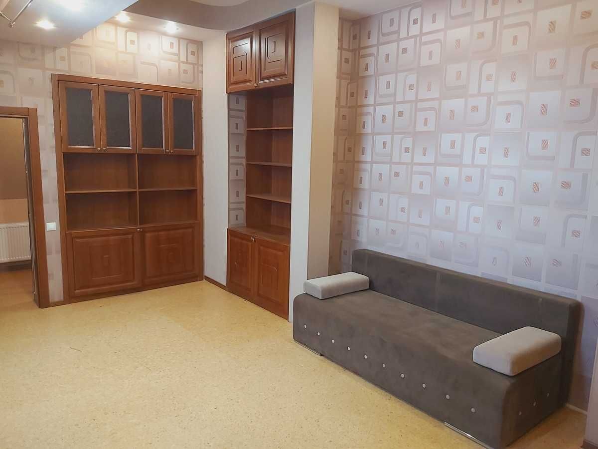 Аренда 5-комнатной квартиры 210 м²