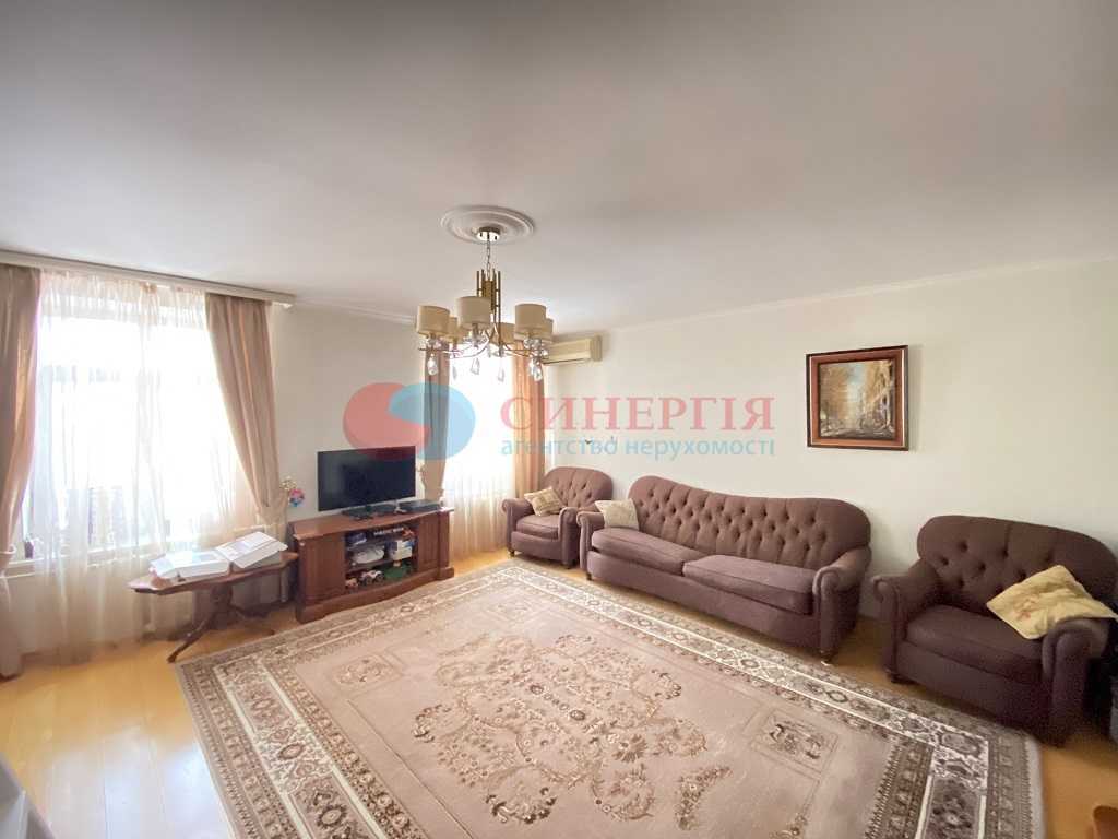 Продажа 3-комнатной квартиры 121 м², Златоустовская ул., 10/12