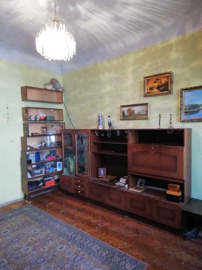 Продаж 2-кімнатної квартири 64 м², Володимирська вул., 82А