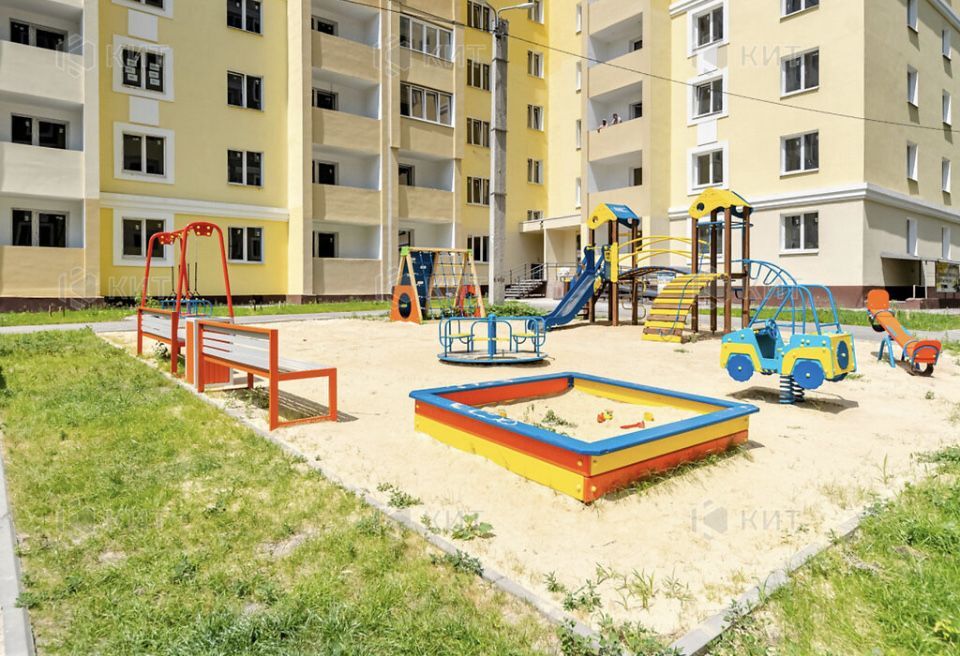 Продаж 1-кімнатної квартири 39 м²