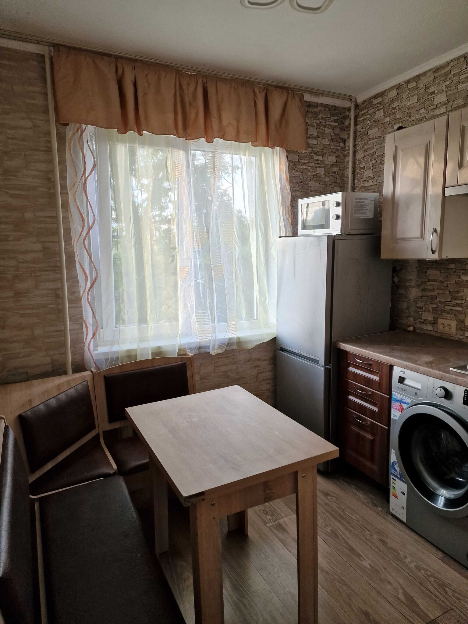 Продажа 3-комнатной квартиры 60 м²