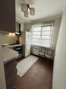 Продаж 1-кімнатної квартири 37 м²