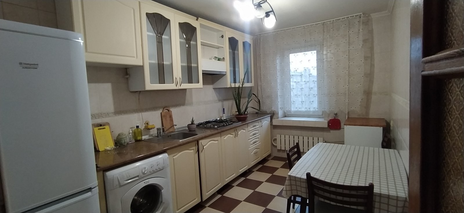 Продажа 3-комнатной квартиры 69 м²