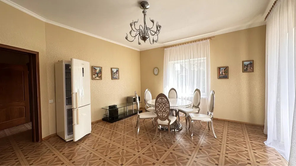 Аренда коттеджа 220 м², 11-я Абрикосовая ул.