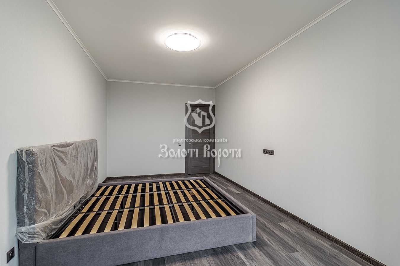 Продаж 2-кімнатної квартири 61.5 м², Радистів вул., 34А