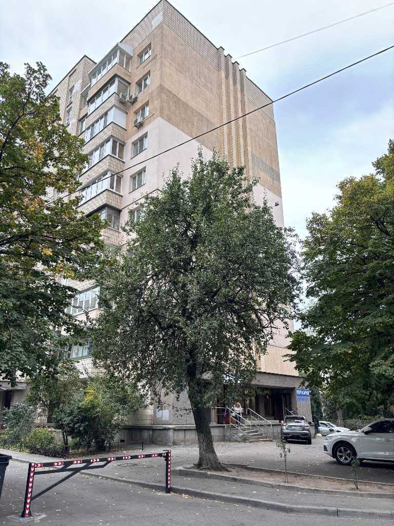 Продажа 3-комнатной квартиры 102 м², Ипсилантиевский пер., 5