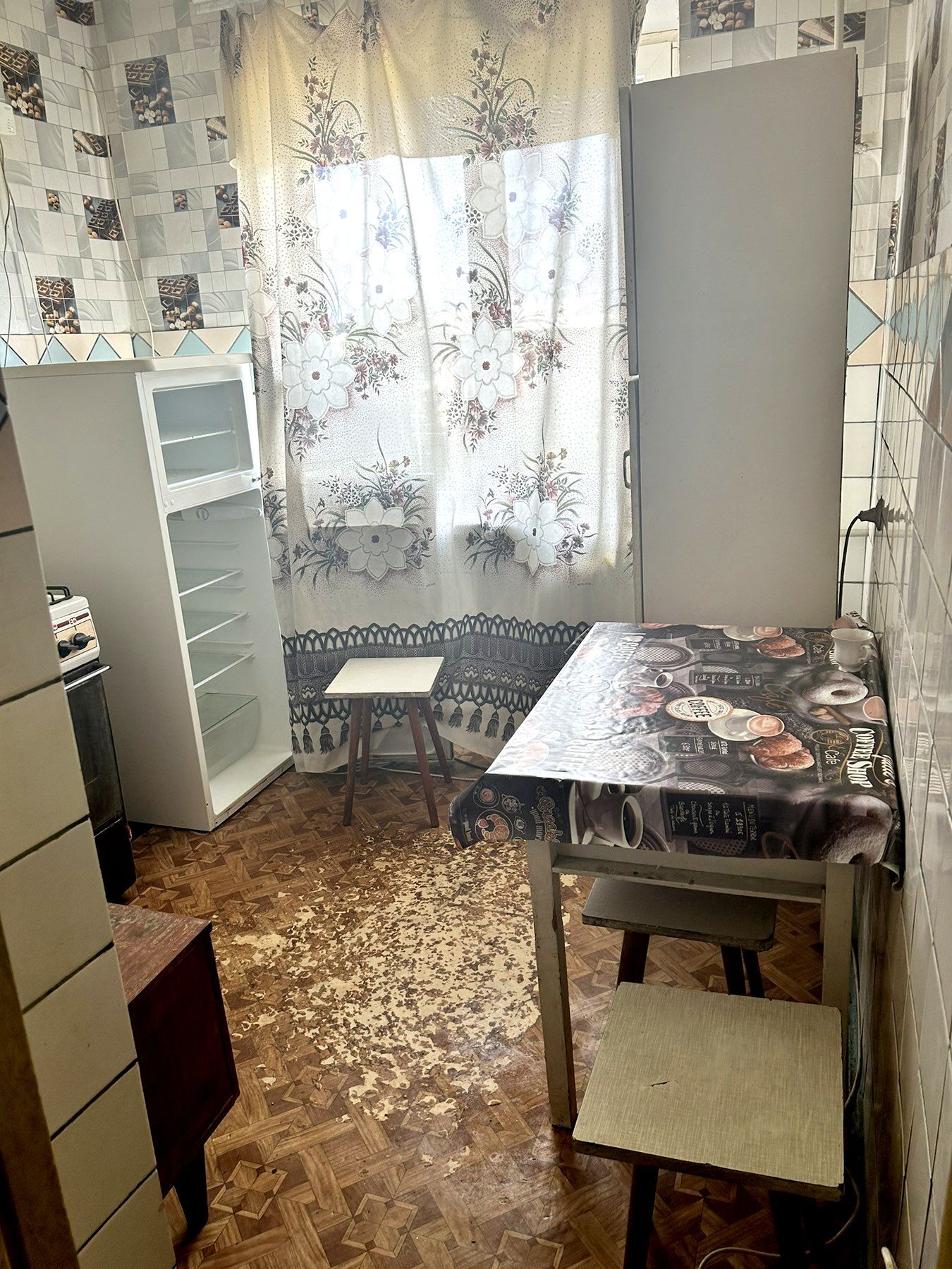 Продажа 3-комнатной квартиры 59 м², Батумская ул.