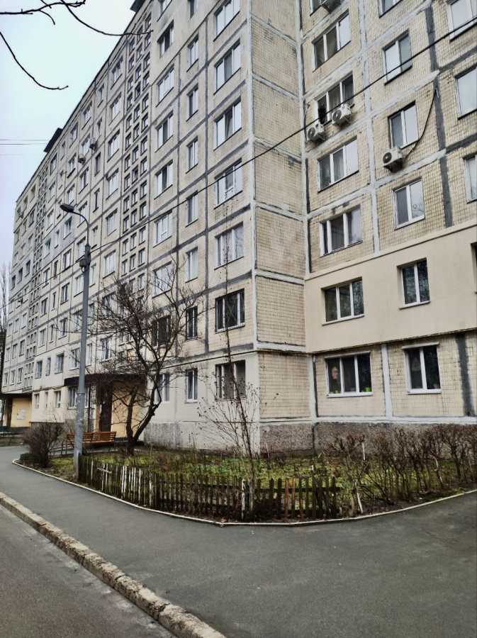 Продажа 2-комнатной квартиры 47 м², Генерала Наумова ул., 37Б