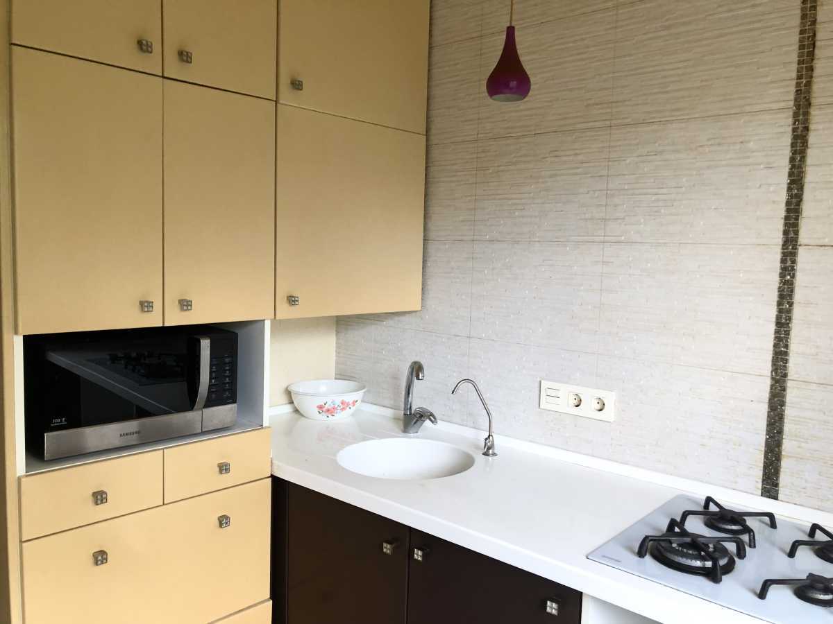 Продаж 3-кімнатної квартири 75 м², Двінська вул., 4