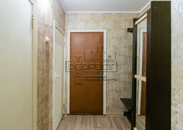 Продаж 1-кімнатної квартири 36 м², Борова (Червоний Хутір) вул., Калины 12В (проспект) (Маяковского)