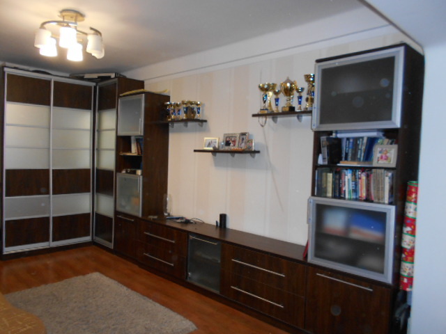 Продаж 2-кімнатної квартири 53 м², Мілютенка вул.