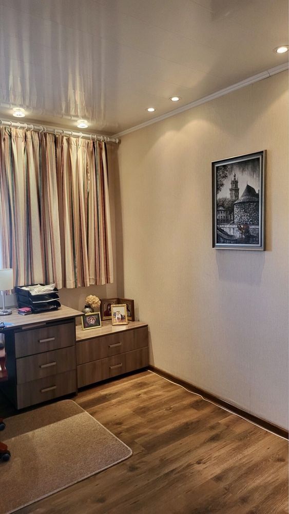 Оренда котеджу 200 м², 75-а Садова вул.