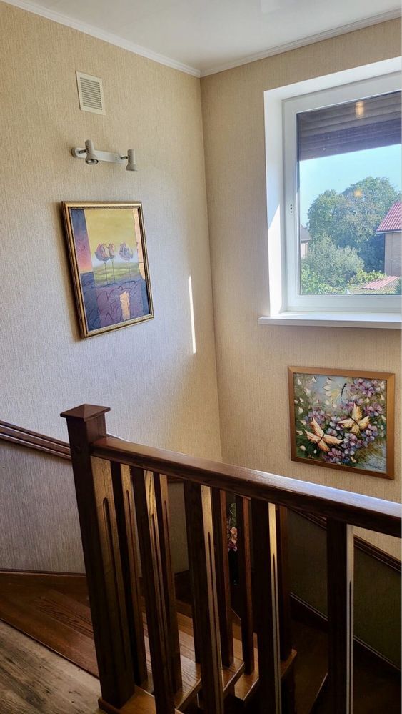 Оренда котеджу 200 м², 75-а Садова вул.