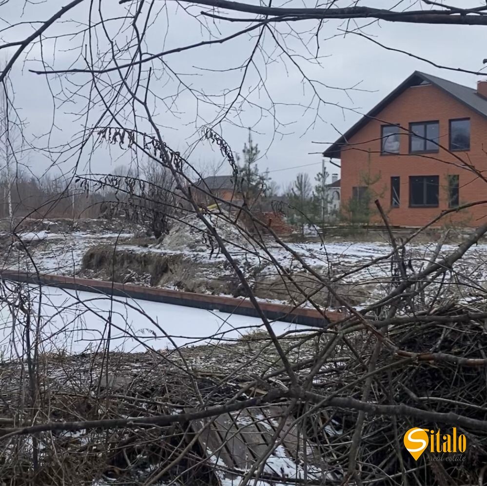 Продаж ділянки під індивідуальне житлове будівництво 25 соток