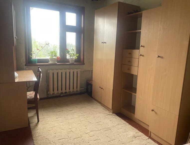 Продаж 2-кімнатної квартири 48 м², Серпнева вул.