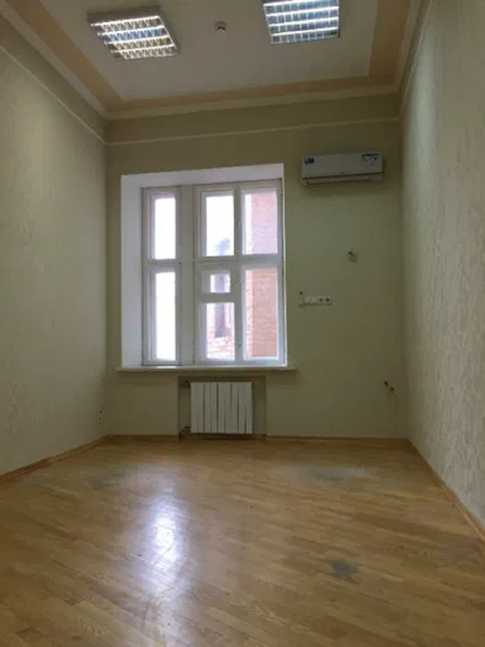 Аренда офиса 24 м², Петра Сагайдачного ул., 12