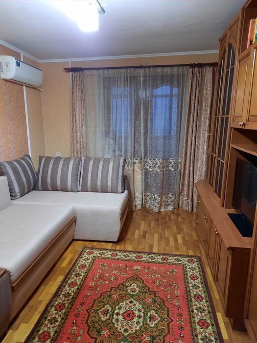 Продаж 2-кімнатної квартири 55 м², Горького пл.