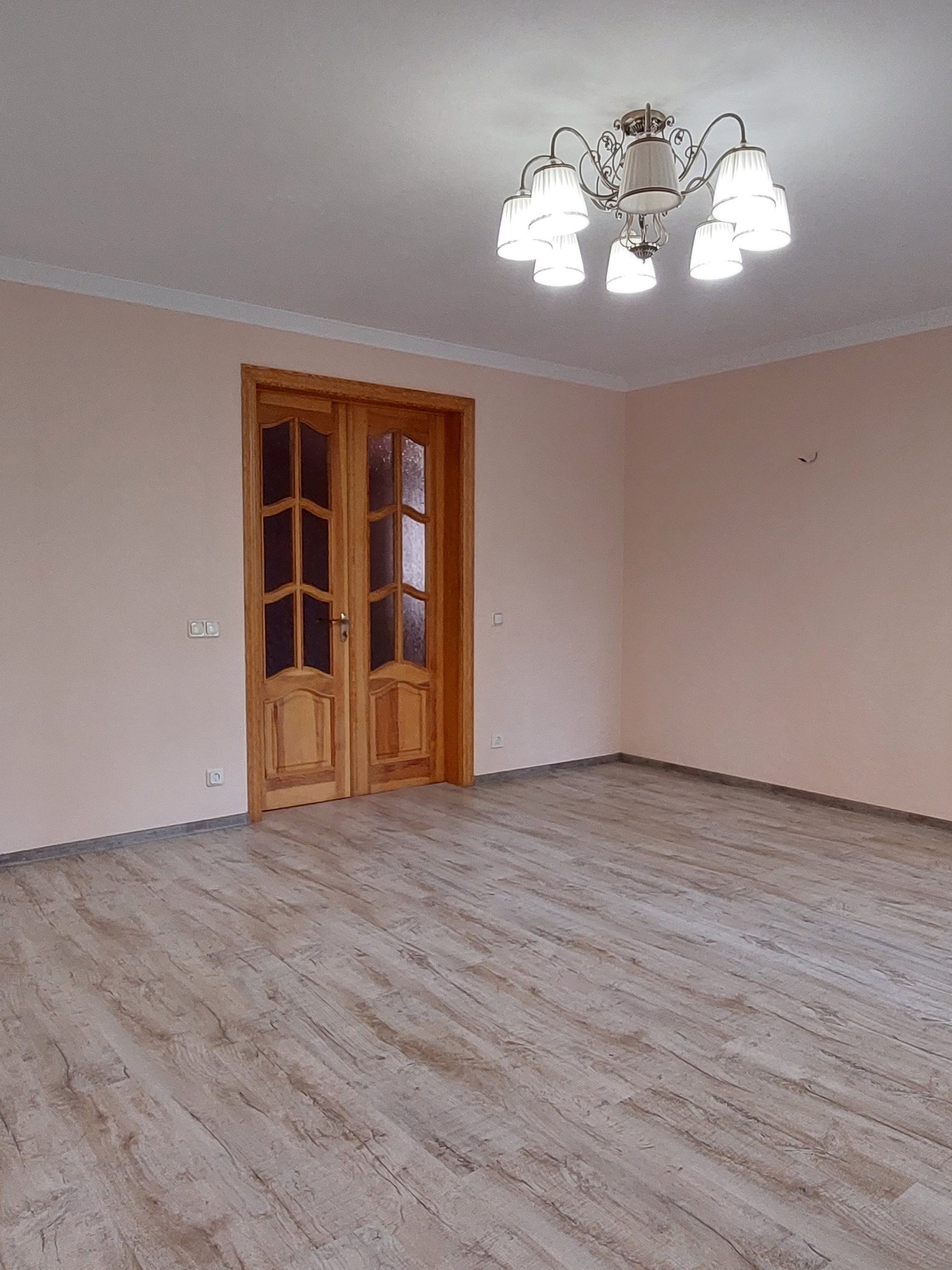 Продаж 2-кімнатної квартири 76 м², Ахсарова вул., 3В