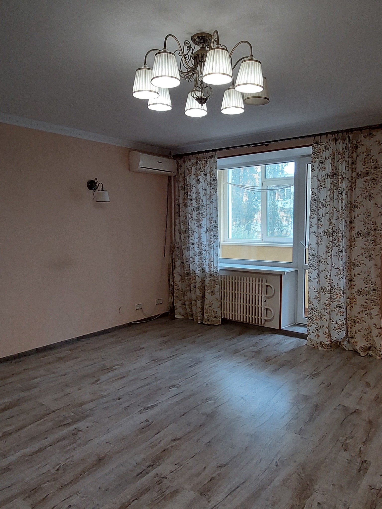 Продаж 2-кімнатної квартири 76 м², Ахсарова вул., 3В