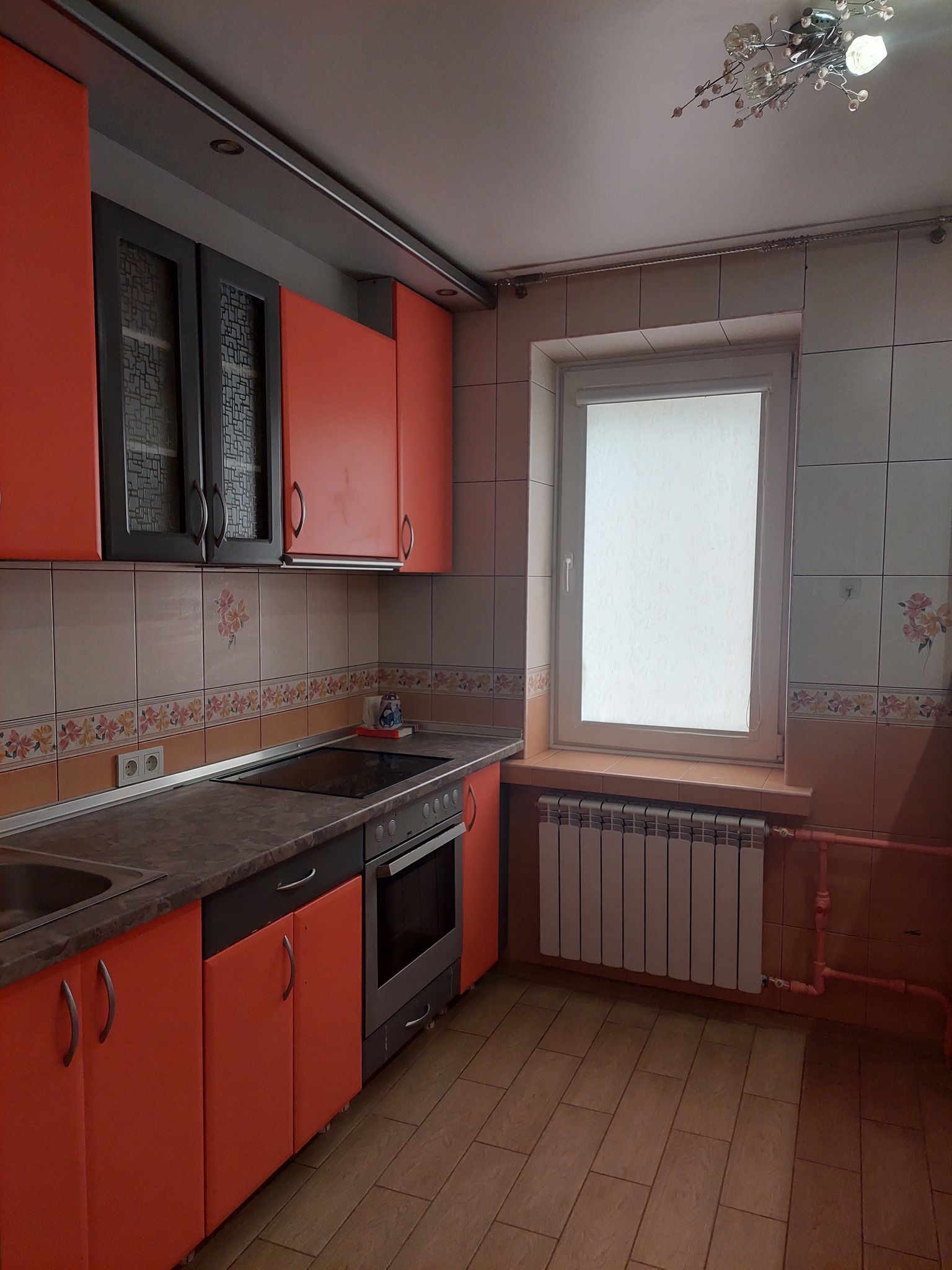 Продаж 2-кімнатної квартири 76 м², Ахсарова вул., 3В