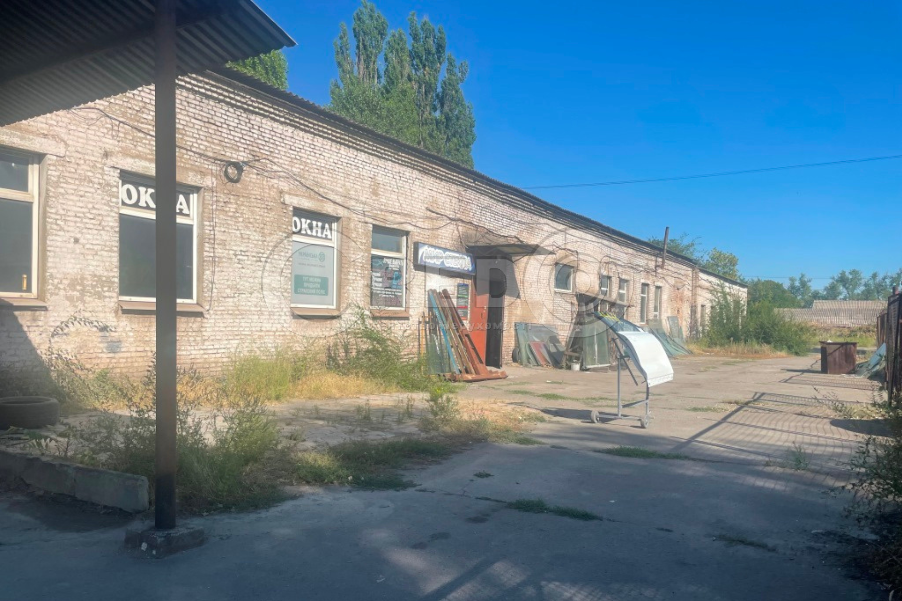 Продажа склада 780 м², Леонида Бородича ул.