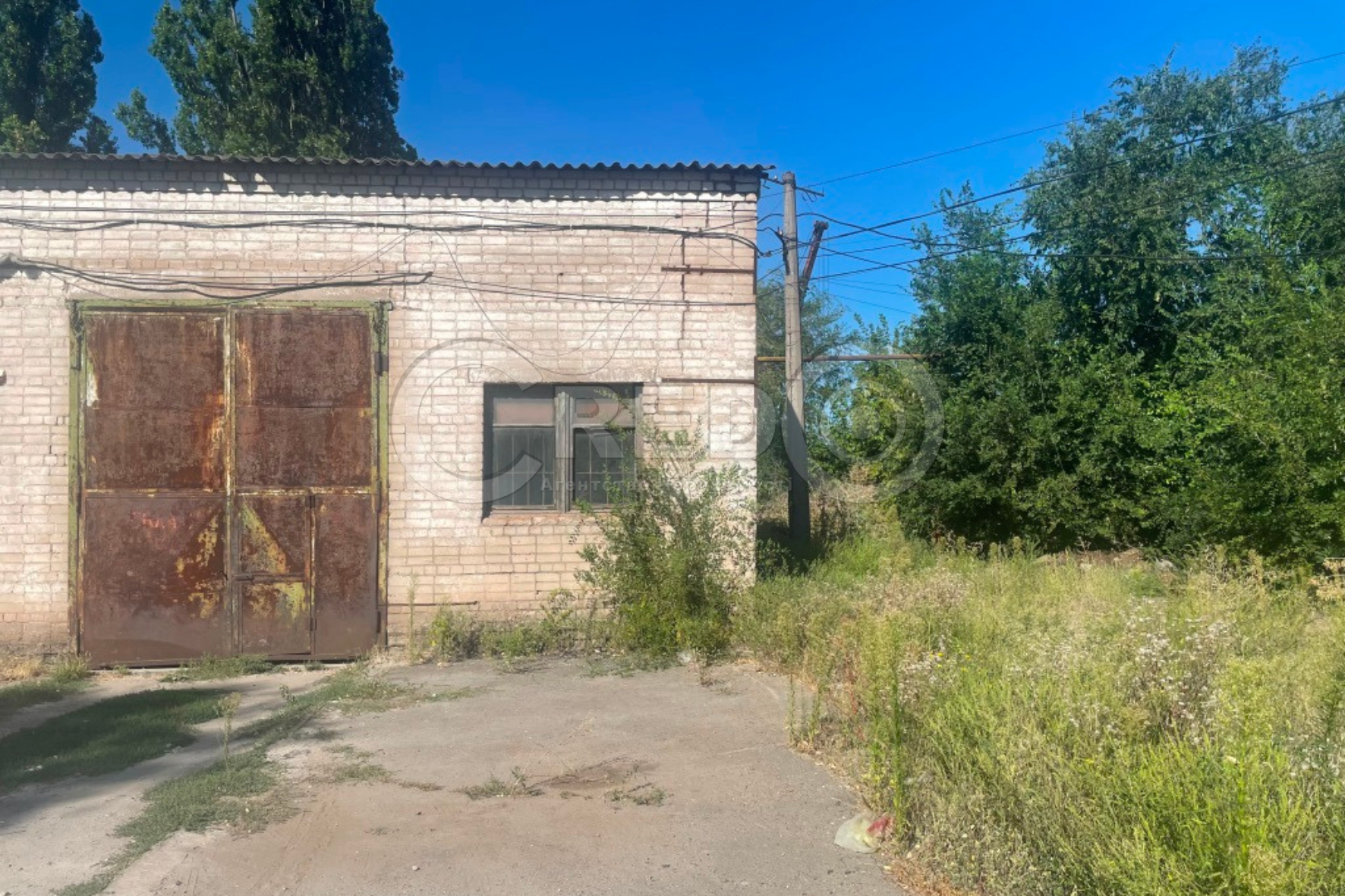 Продажа склада 780 м², Леонида Бородича ул.